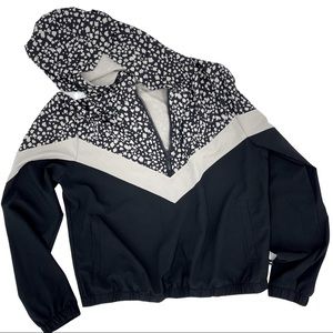 Jessica Simpson Windbreaker